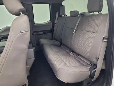 Used 2016 Ford F150 XLT image 18