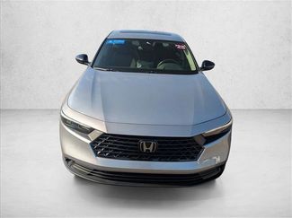 Certified 2025 Honda Accord SE video 2