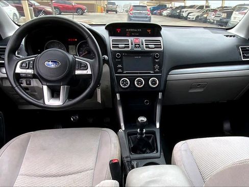 Used 2018 Subaru Forester 2.5i image 14