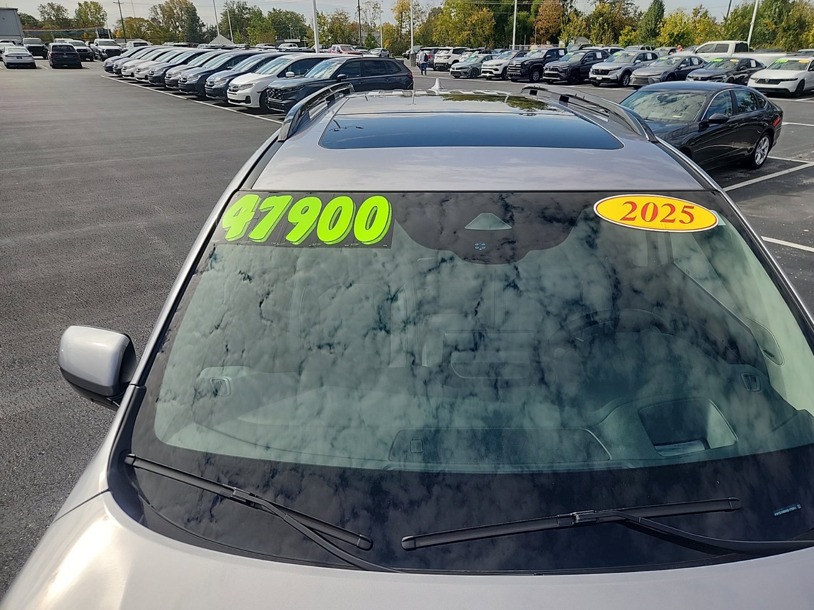 Used 2025 Honda Pilot Elite image 12