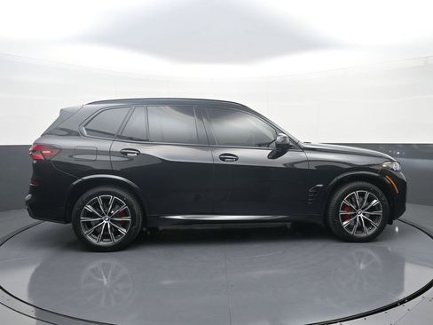 Used 2026 BMW X5 xDrive40i w/ M Sport Package image 8