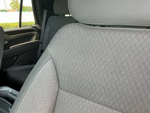 Used 2021 GMC Yukon SLE AWD/4WD image 13