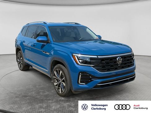 Used 2025 Volkswagen Atlas SEL Premium R-Line AWD/4WD image 3
