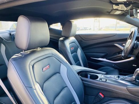 Used 2019 Chevrolet Camaro SS image 24