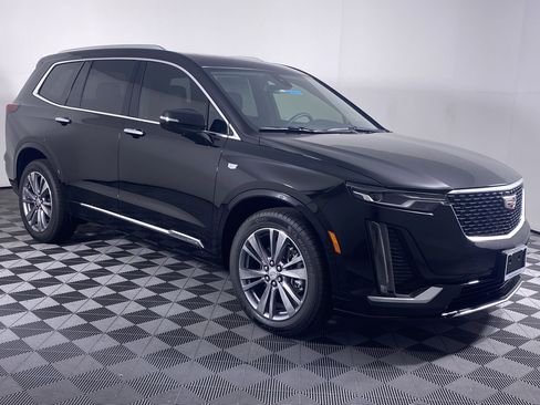 New 2025 Cadillac XT6 Premium Luxury AWD/4WD image 22