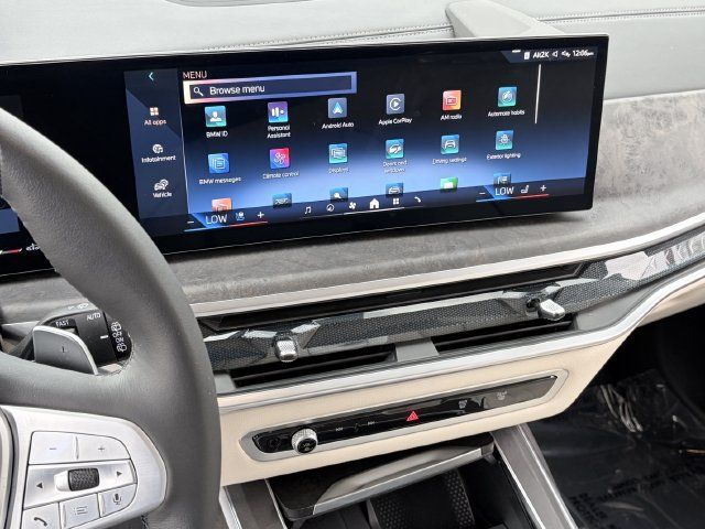 Certified 2025 BMW X7 xDrive40i w/ Premium Package AWD/4WD image 28