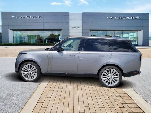 Used 2024 Land Rover Range Rover SE AWD/4WD image 8