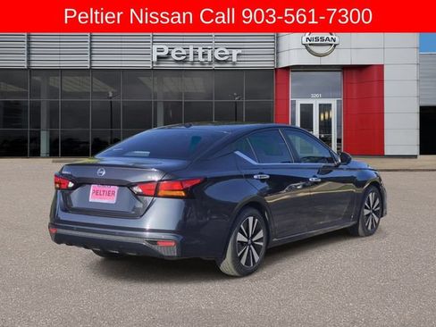 Used 2021 Nissan Altima 2.5 SV FWD image 6