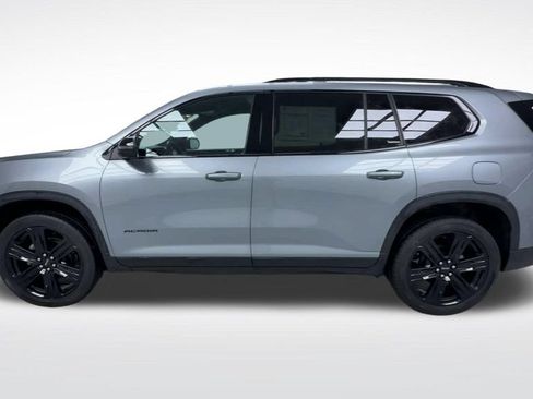 Used 2025 GMC Acadia Elevation w/ Elevation Premium Package AWD/4WD image 22