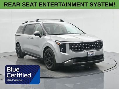 Used 2025 Kia Carnival SX