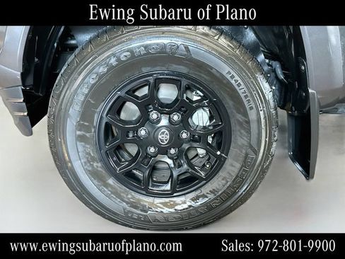 Used 2021 Toyota Tacoma SR5 RWD image 30