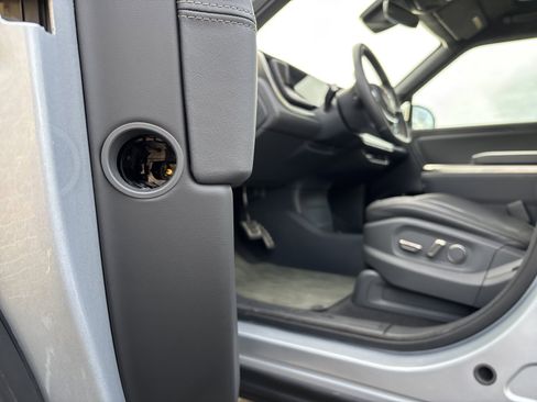 Used 2023 Rivian R1T Adventure image 30