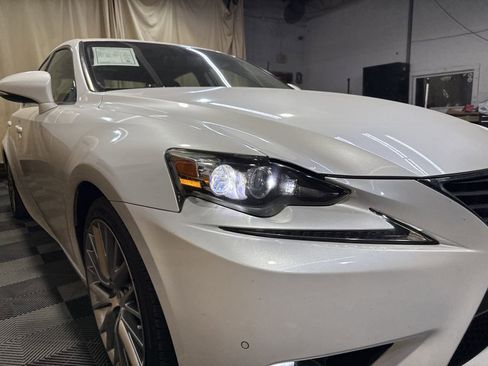 Used 2016 Lexus IS 200t w/ Navigation System Package image 7