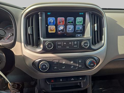 Used 2018 Chevrolet Colorado LT AWD/4WD image 23