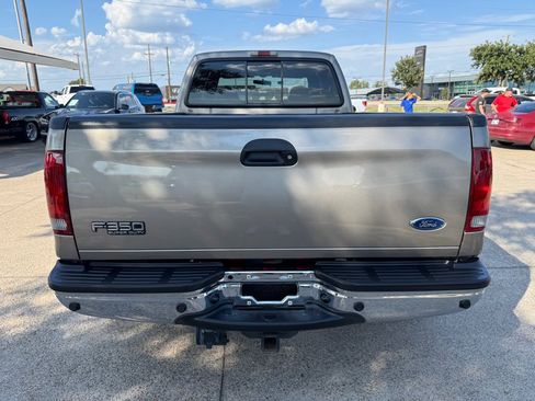 Used 2002 Ford F350 2WD Crew Cab DRW Super Duty image 6