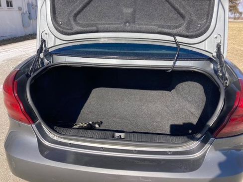 Used 2007 Pontiac Grand Prix w/ Preferred Package image 5