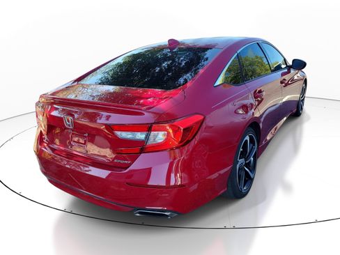Used 2018 Honda Accord Sport image 6