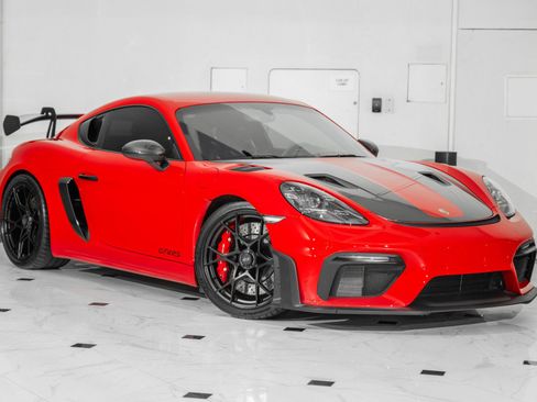 Used 2024 Porsche 718 Cayman GT4 RS image 1