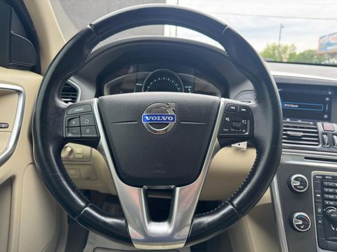 Used 2015 Volvo XC60 T5 Premier FWD image 16