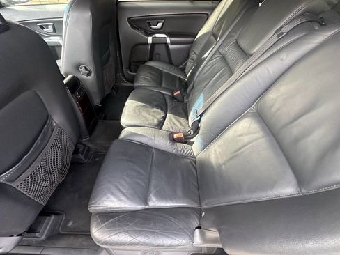 Used 2010 Volvo XC90 3.2 image 21