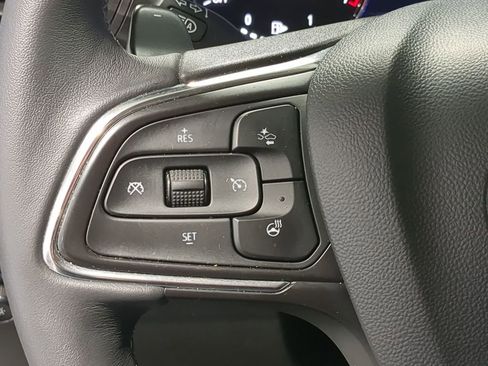 Used 2023 Buick Envision Essence FWD image 29