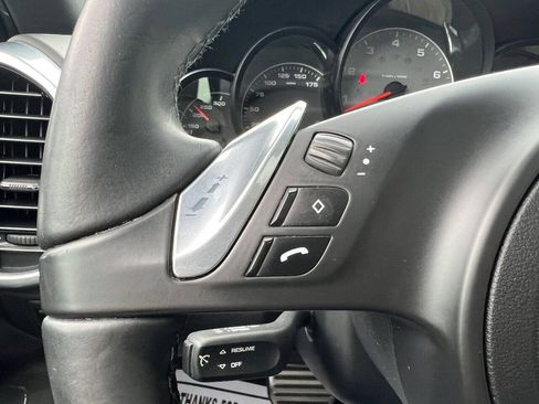 Used 2014 Porsche Cayenne S AWD/4WD image 34