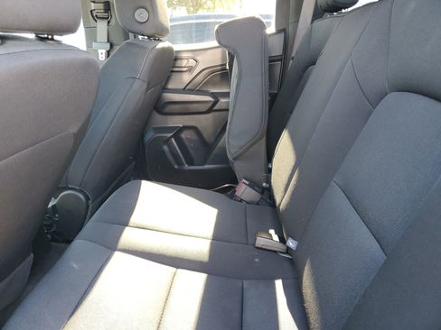 Used 2024 Chevrolet Colorado W/T image 8