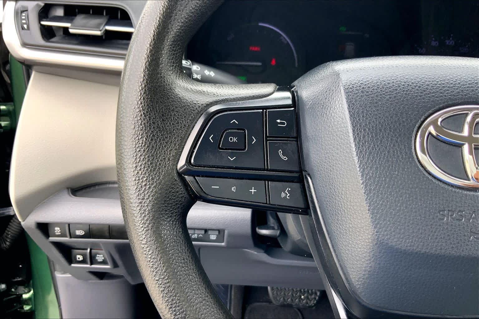 Used 2022 Toyota Sienna LE FWD image 22