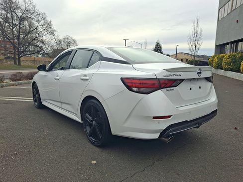 Certified 2023 Nissan Sentra SR w/ Electronics Package image 5