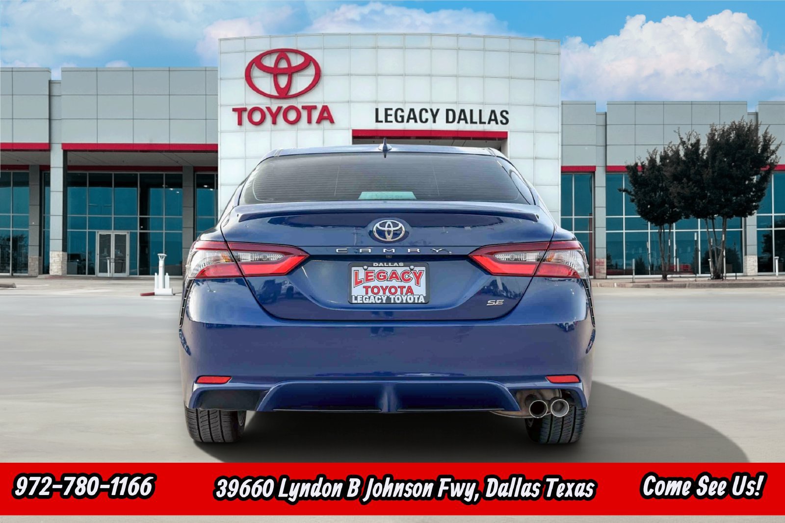 Used 2024 Toyota Camry SE FWD image 8