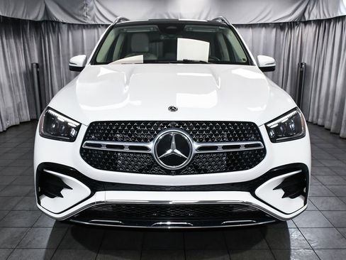 Used 2025 Mercedes-Benz GLE 350 4MATIC w/ AMG Line Exterior image 2