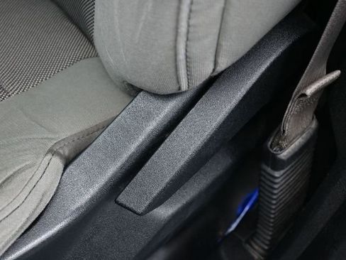 Used 2016 Ford F150 XL w/ Equipment Group 101A Mid image 11