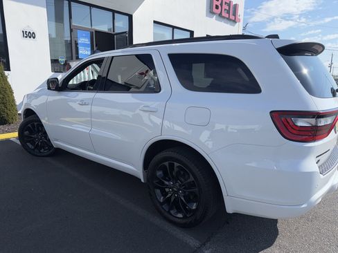 Used 2023 Dodge Durango GT image 3
