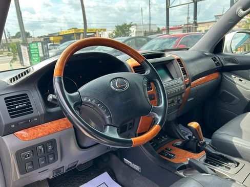 Used 2007 Lexus GX 470 AWD/4WD image 10