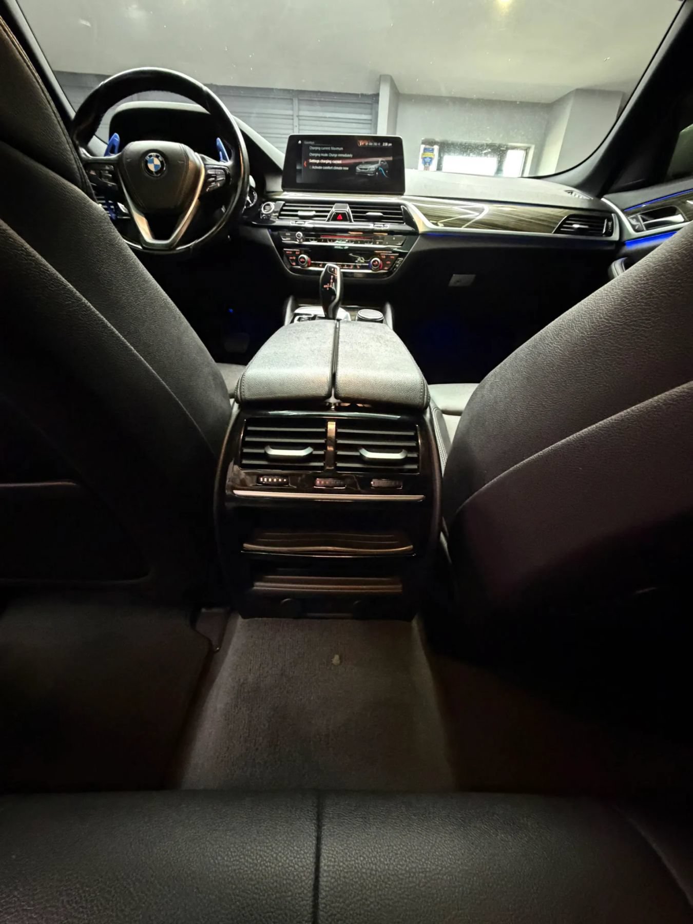 Used 2018 BMW 530e w/ Premium Package 2 RWD image 27