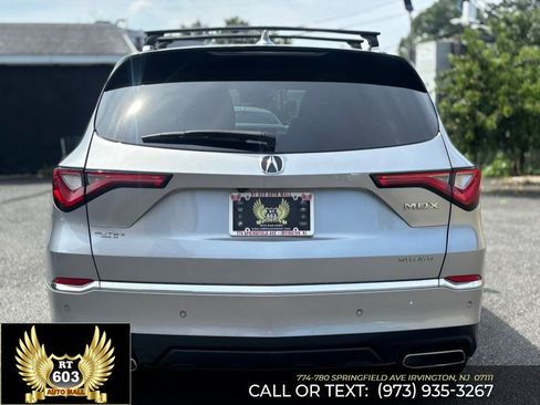 Used 2022 Acura MDX w/ Technology Package AWD/4WD image 5