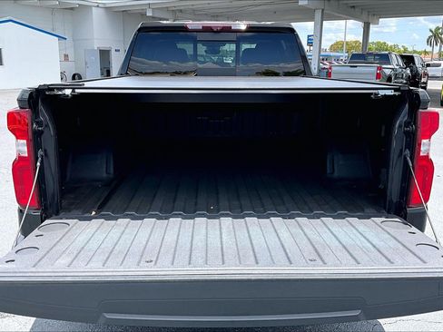 Used 2022 Chevrolet Silverado 1500 LTZ w/ LTZ Premium Package AWD/4WD image 8