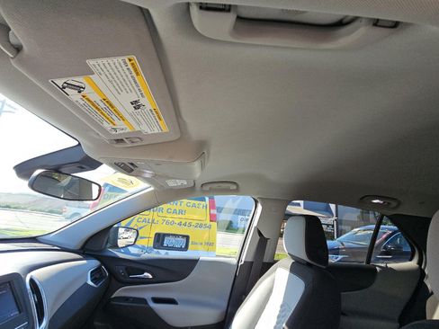 Used 2020 Chevrolet Equinox LS w/ LS Convenience Package FWD image 14