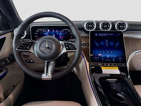 New 2026 Mercedes-Benz GLC 300 4MATIC image 26