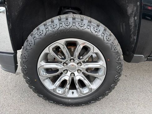 Used 2017 Chevrolet Silverado 1500 LT w/ All Star Edition RWD image 11