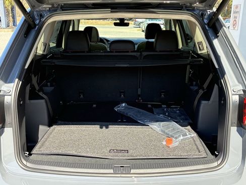New 2026 Volkswagen Atlas Peak Edition image 25