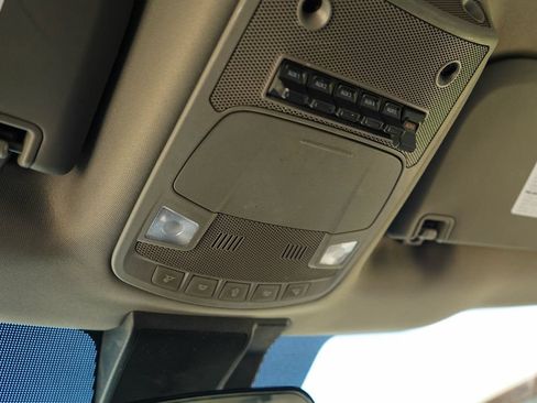 Used 2022 Ford F250 XL w/ Power Equipment Group AWD/4WD image 12