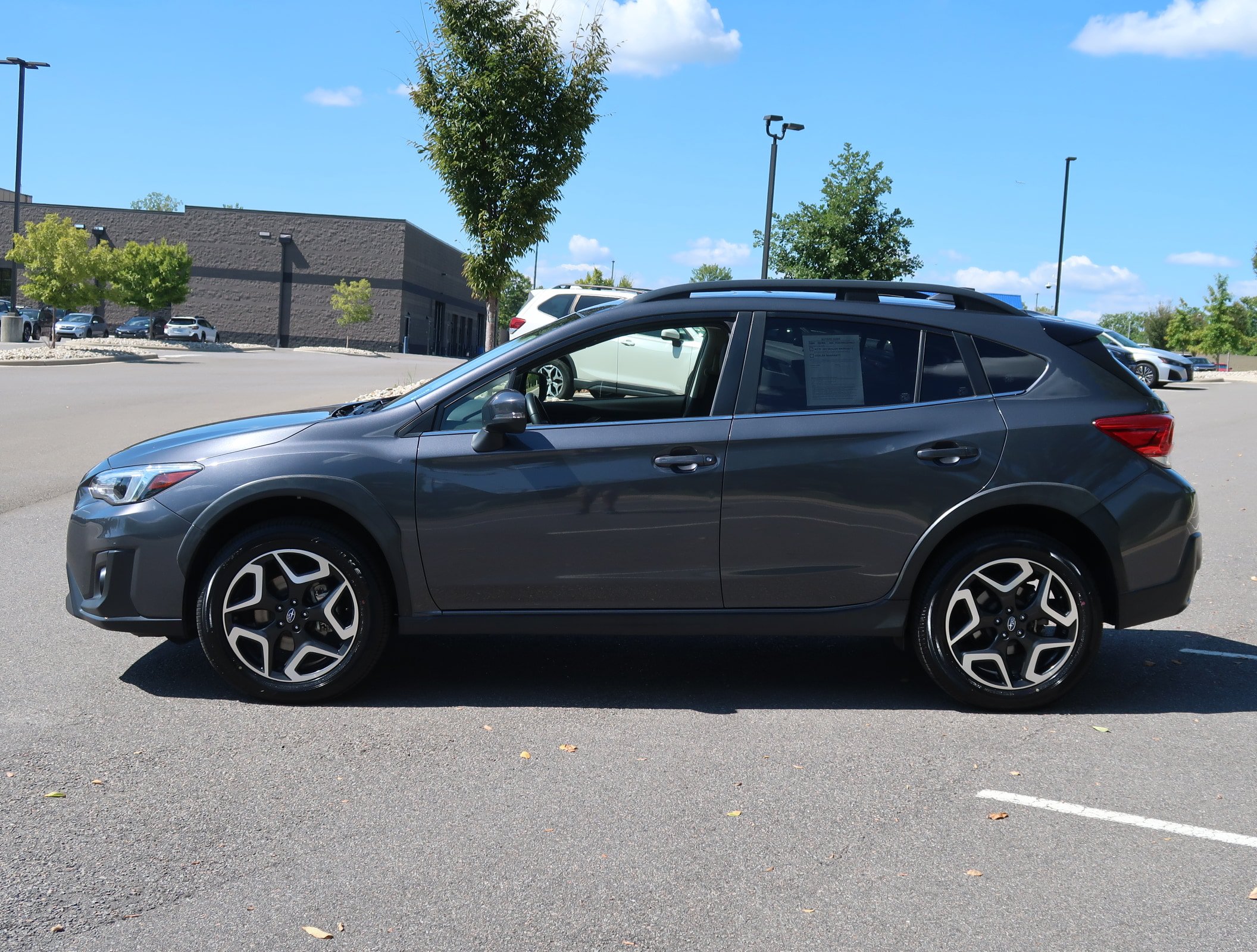 Used 2020 Subaru Crosstrek 2.0i Limited w/ Moonroof Package w/Navigation AWD/4WD image 5