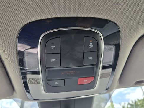 Used 2022 Hyundai Santa Fe SEL w/ Cargo Package image 23