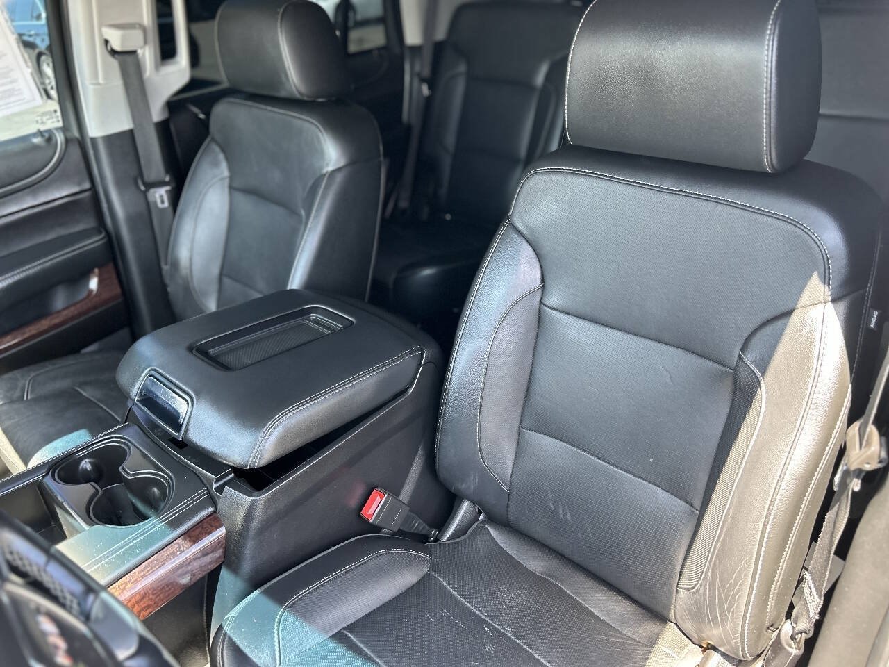Used 2020 GMC Yukon SLT AWD/4WD image 16