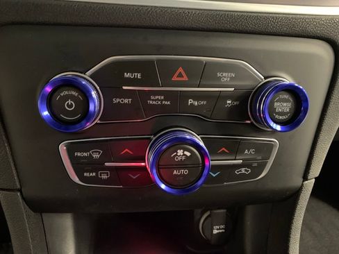 Used 2020 Dodge Charger GT RWD image 17