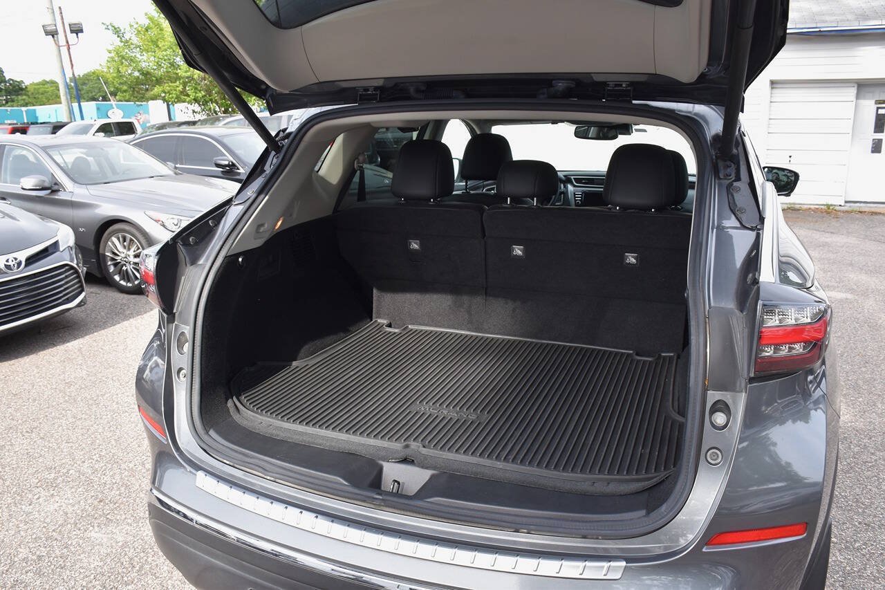 Used 2020 Nissan Murano Platinum w/ Cargo Package FWD image 6