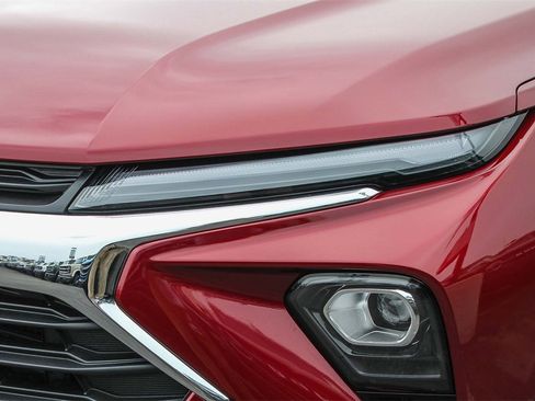 Used 2024 Chevrolet TrailBlazer LT image 4