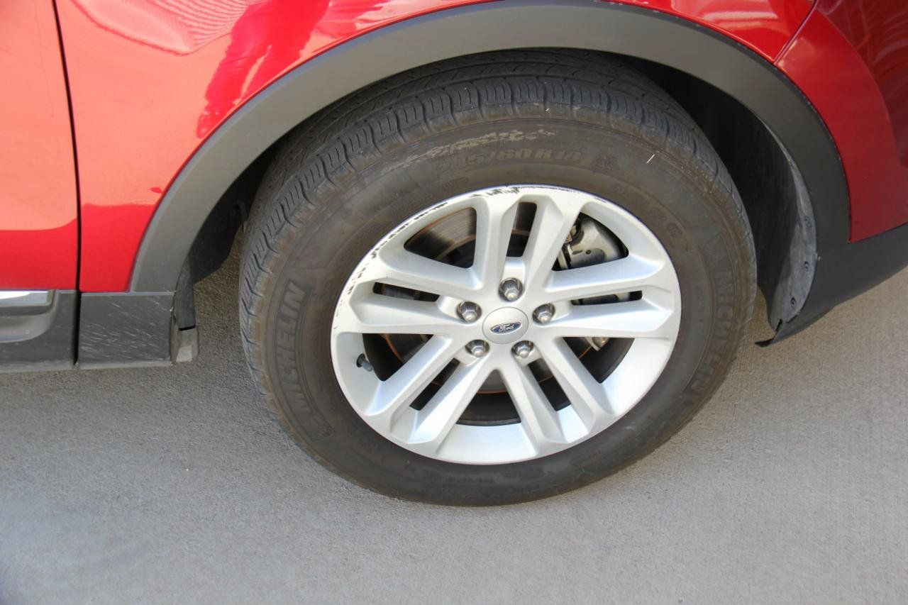 Used 2015 Ford Explorer XLT FWD image 31