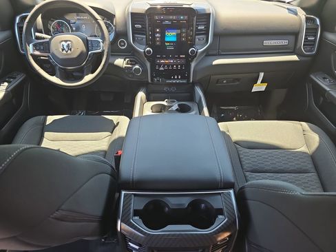 New 2026 RAM 1500 4x4 Crew Cab image 9